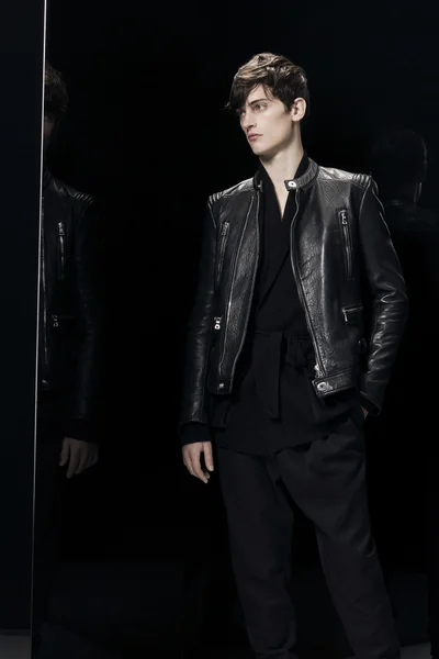 Look 23